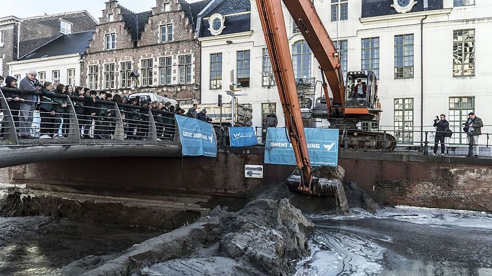 Nederschelde 2.0: l'eau coule à nouveau dans le Reep à Gand