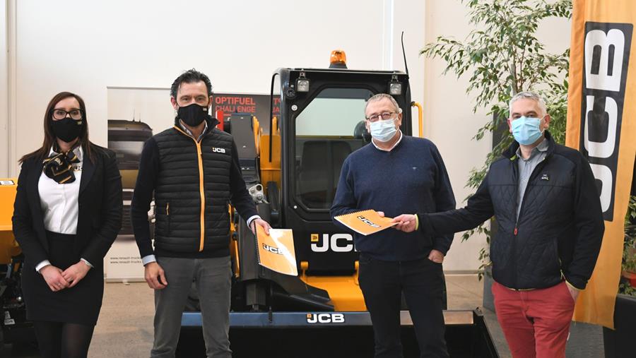 Partenariat entre JCB Belgium NV et AB Lens Motor