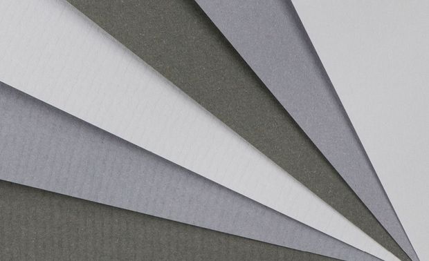 Conqueror élève la communication de prestige à un niveau supérieur grâce à 3 nouvelles teintes de gris