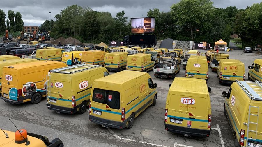 Une journée de formation à 1,5 m de distance grâce à un cinéma drive-in